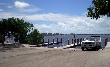 boating in cape coral